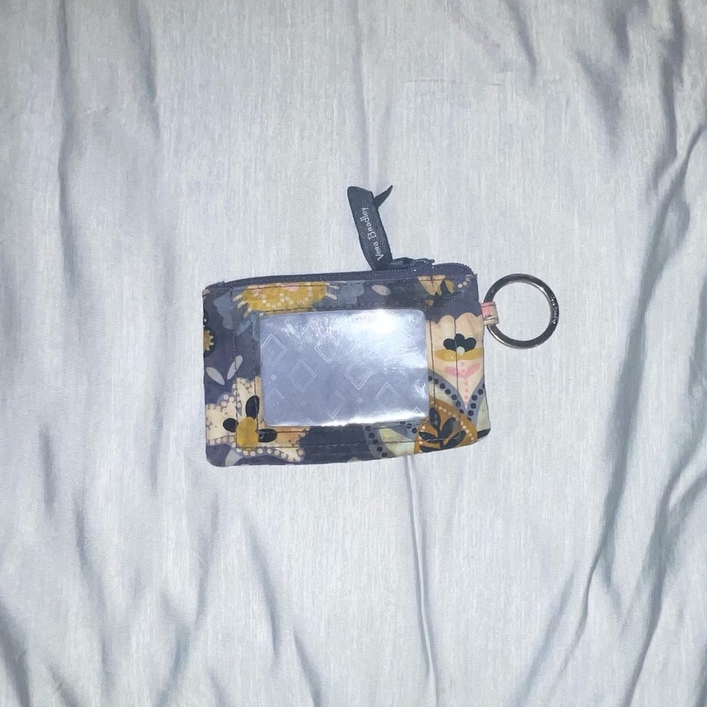 Cute and pretty little change purse and card holder for a night out.